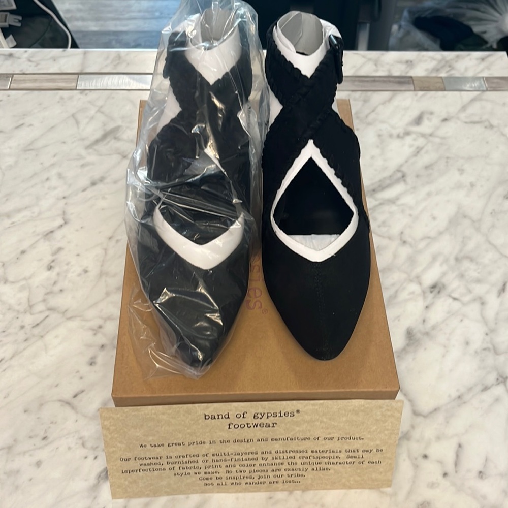 Band of Gypsies Dusty Black flats
